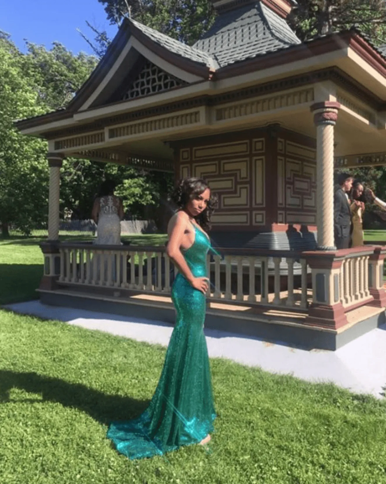 Estelle Gown - Emerald Green (M & L - Clearance Sale)