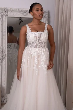 ROSA Gown in Ivory/Champagne